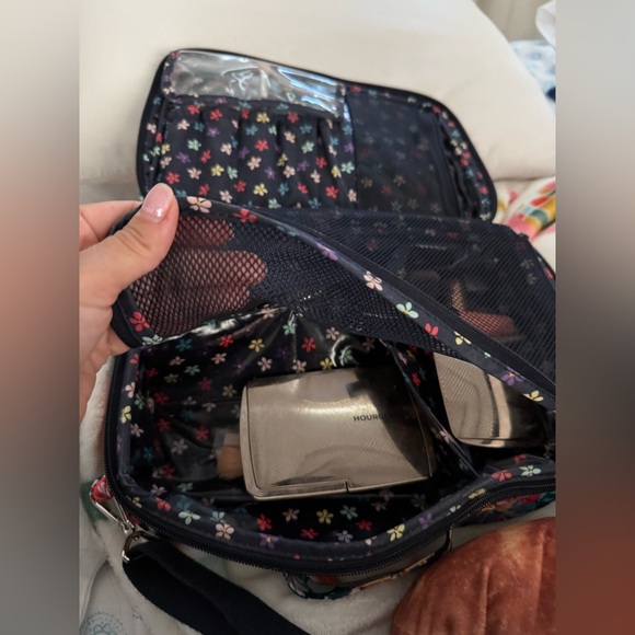 Vera Bradley Grand Vanity Case in Butterfly By - Picture 6 of 7